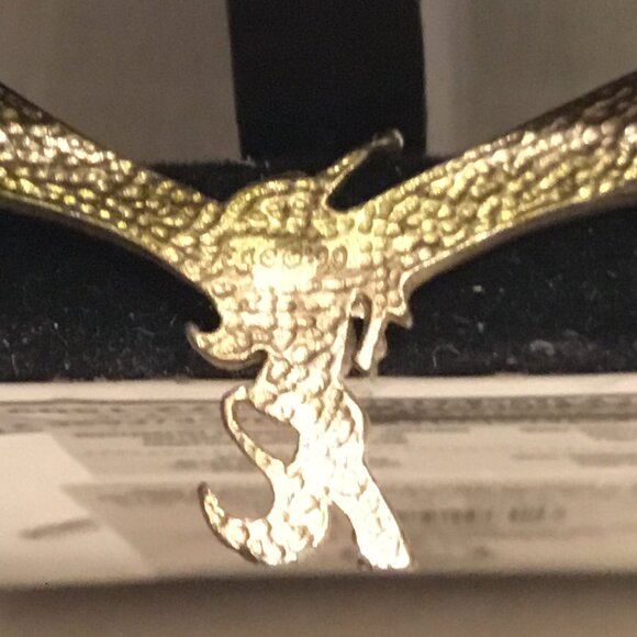 Vintage unicorn hinged bracelet with Turquoise inlay - Picture 10 of 11